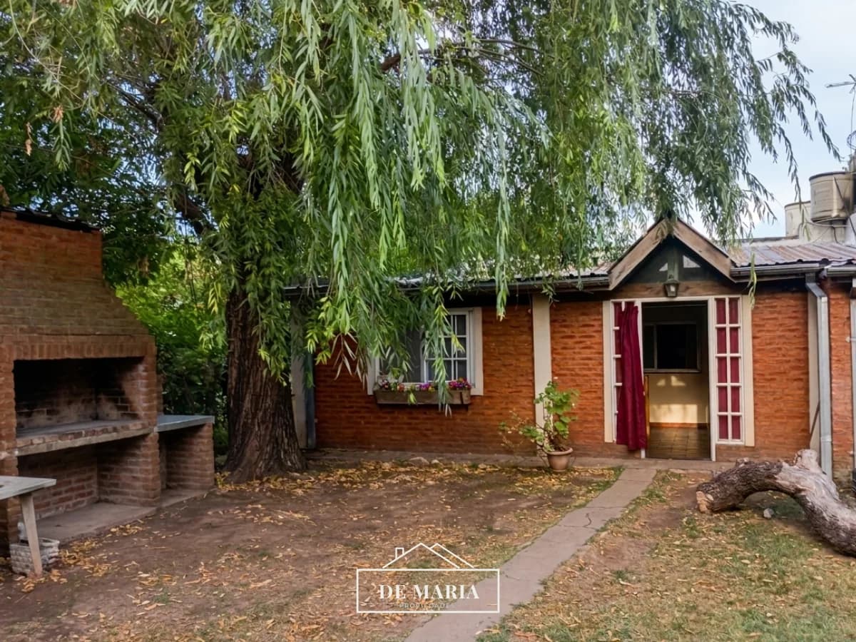 VENTA CASA A 6 CUADRAS DEL CENTRO BELEN DE ESCOBAR